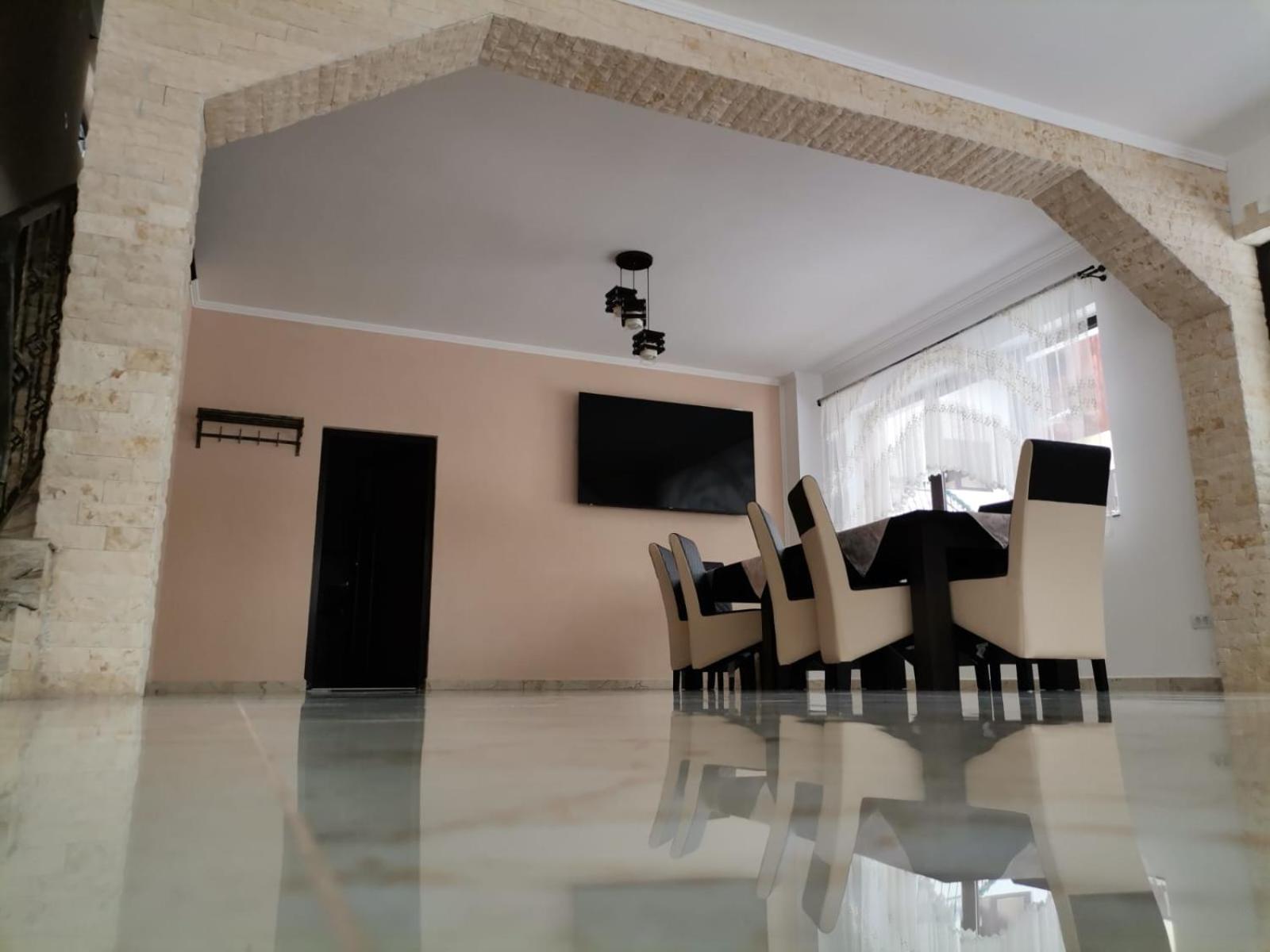 Casa Dana Olteanu Otel Moeciu De Sus Dış mekan fotoğraf